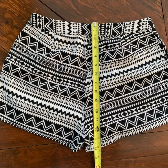 Hold 3 Size 7 black white skort skirt short Aztec casual summer vacation women - Picture 3 of 7